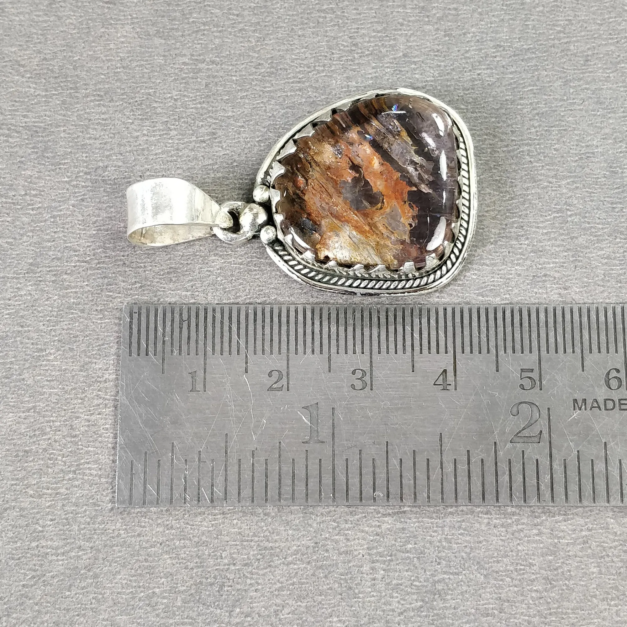 AMETHYST Gemstone 925 Sterling Silver Pendant : 12.60gms Natural Untreated Super Seven Amethyst Cabochon Bezel Set Pendant 1.75"