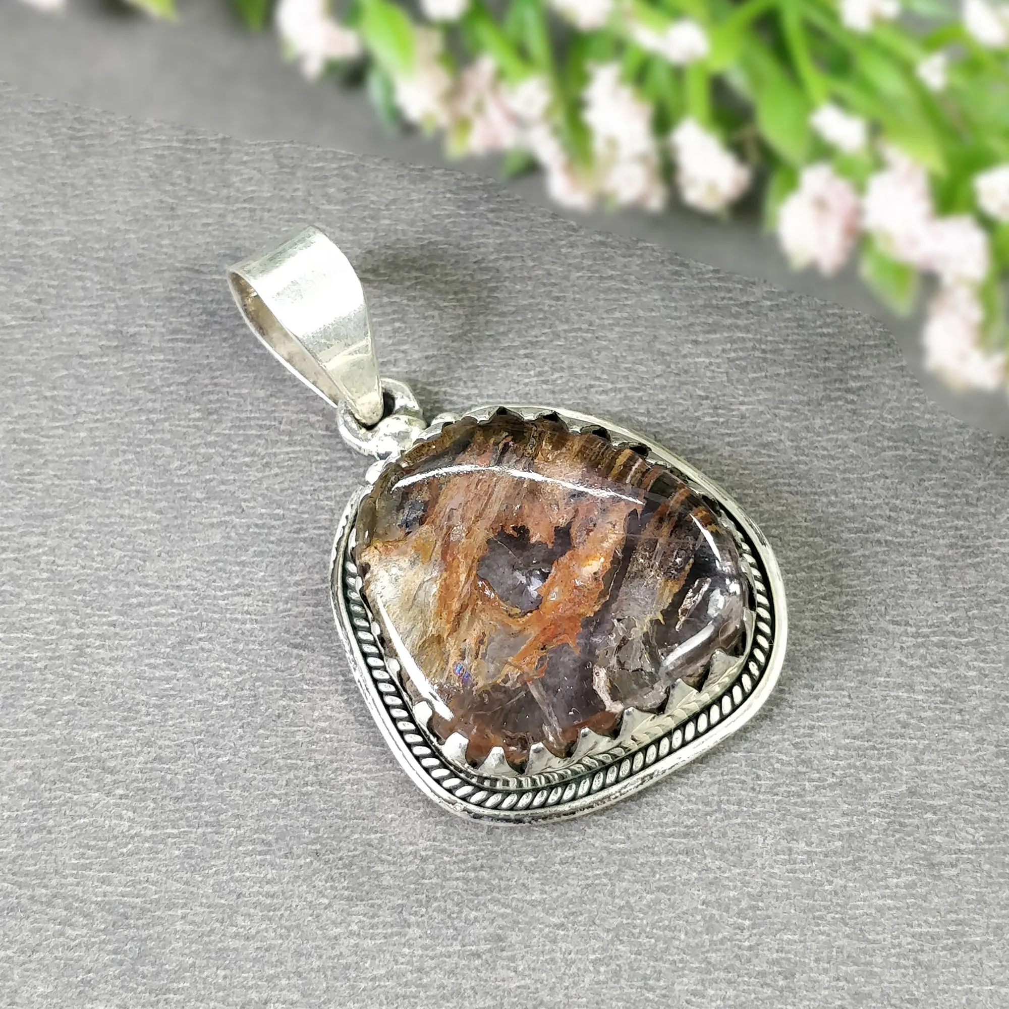 AMETHYST Gemstone 925 Sterling Silver Pendant : 12.60gms Natural Untreated Super Seven Amethyst Cabochon Bezel Set Pendant 1.75"