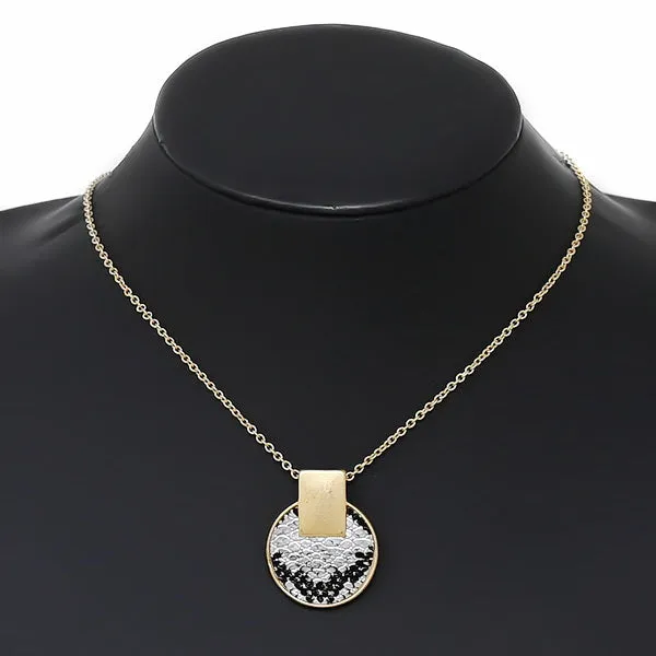 Animal Print Pendant Short Chain Necklace