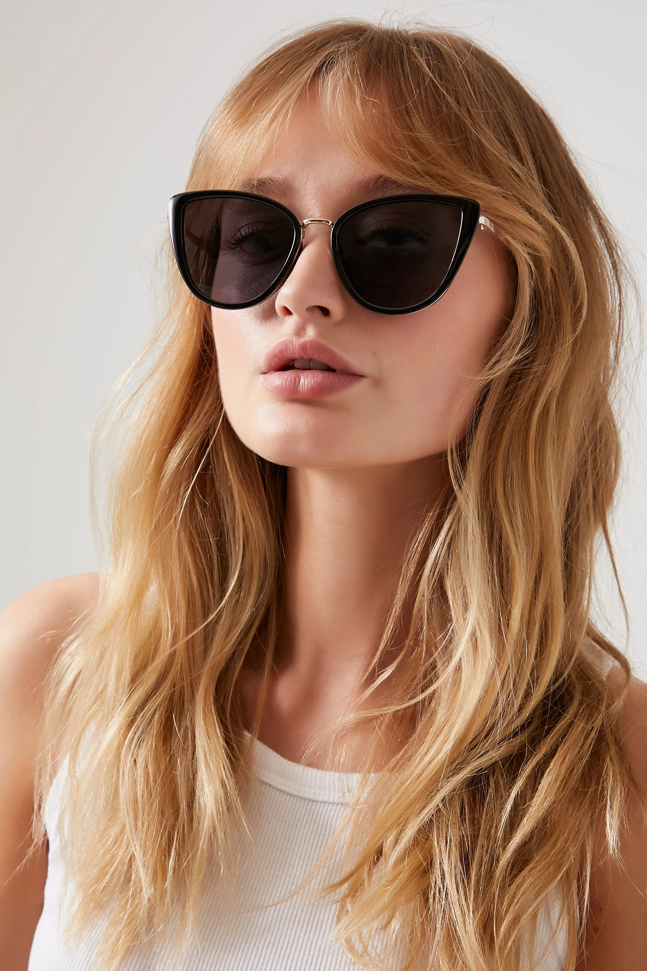 Cat-Eye Frame Sunglasses