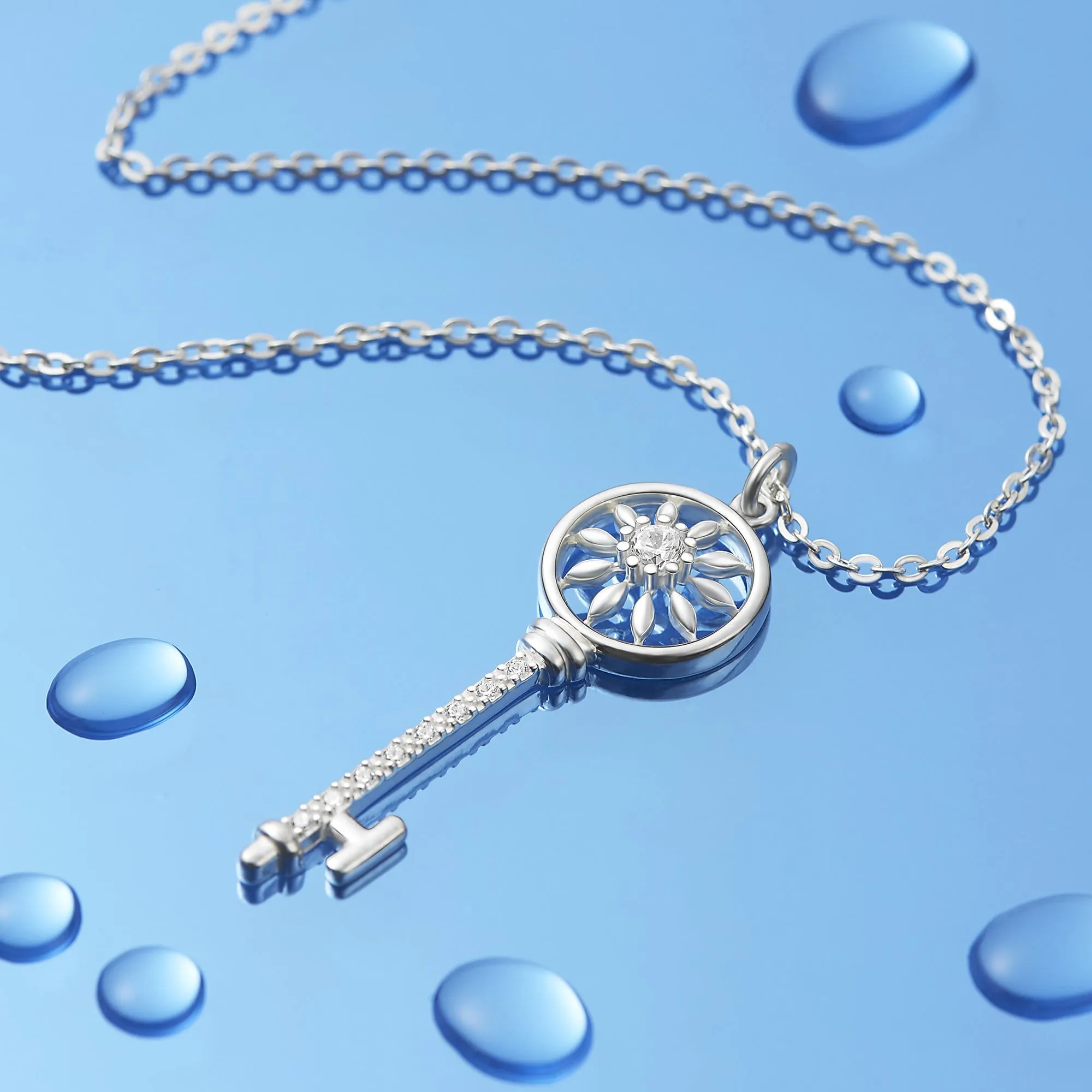 Circle Compass Key Necklace Silver