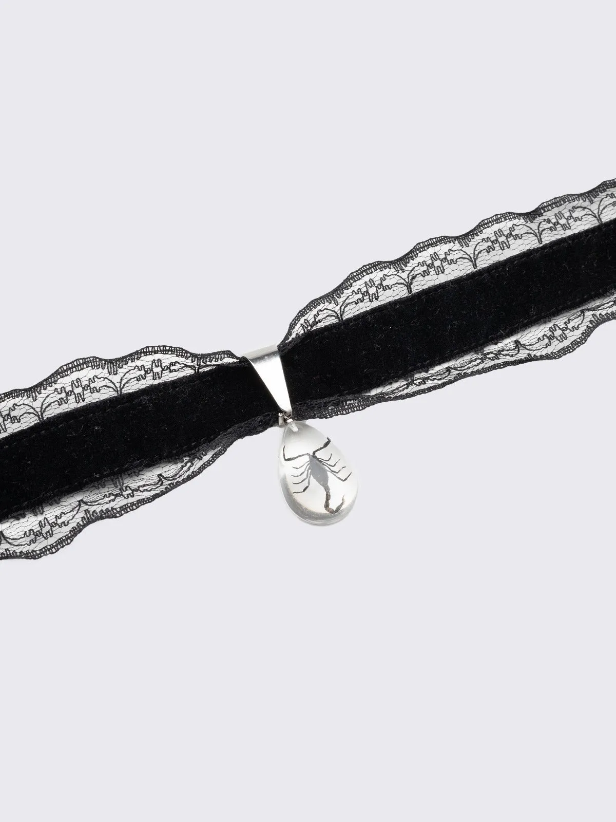 Cruel Lover Velvet Pendant Choker