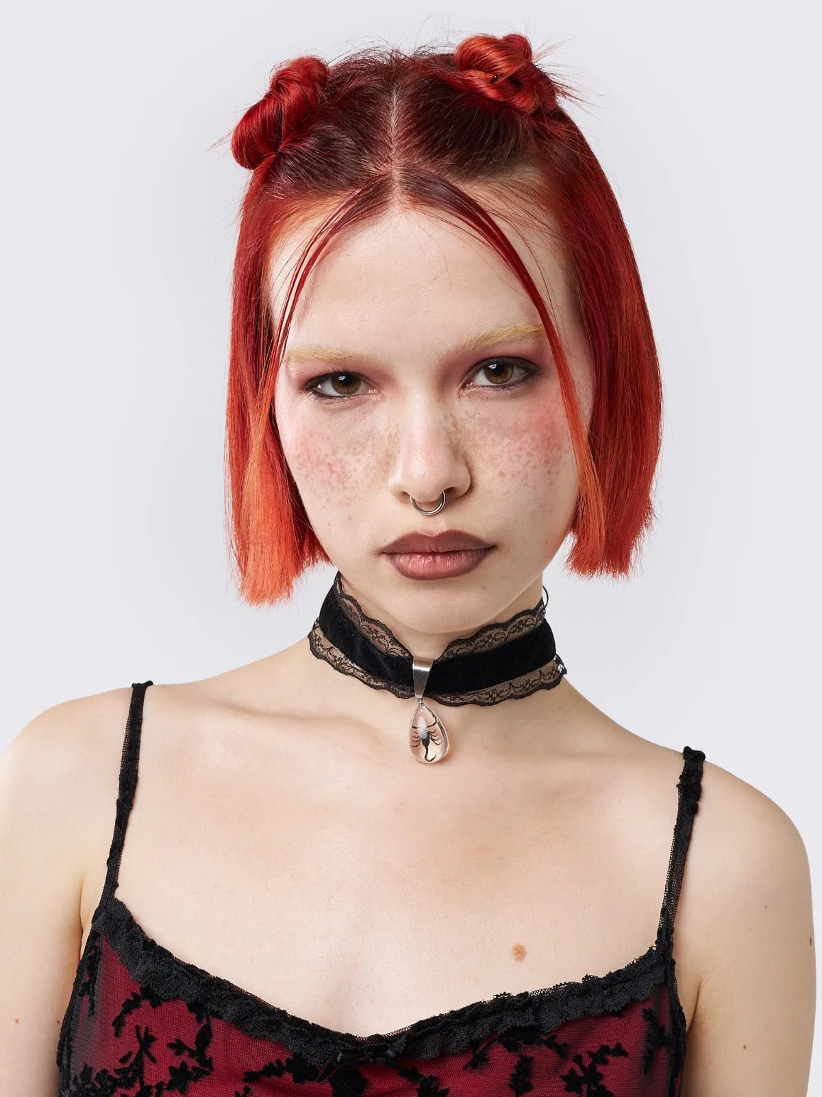 Cruel Lover Velvet Pendant Choker