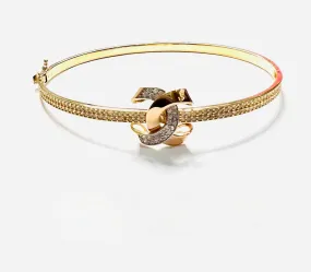 Double C Studded Bangle 18K Gold