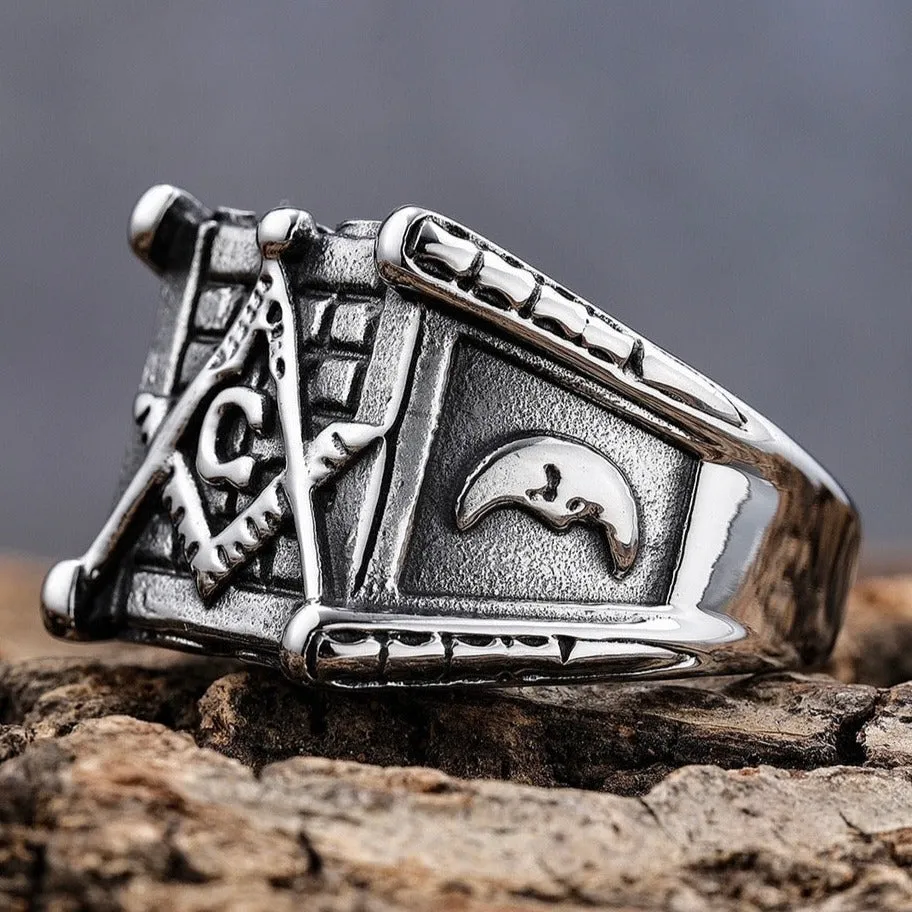 Free Mason Square Ring - R160