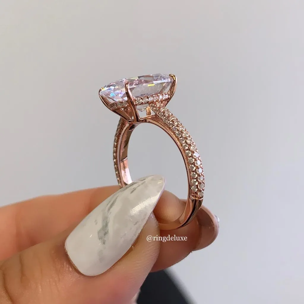 PAMELA MOISSANITE RING