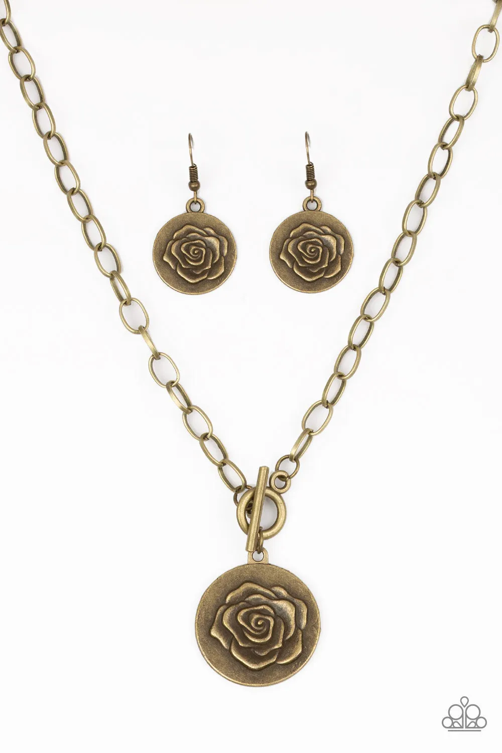 Paparazzi Beautifully Belle - Brass Floral Toggle Necklace