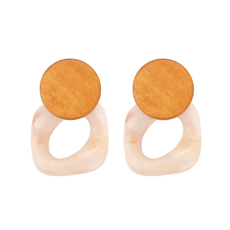 Rand Tan Earrings