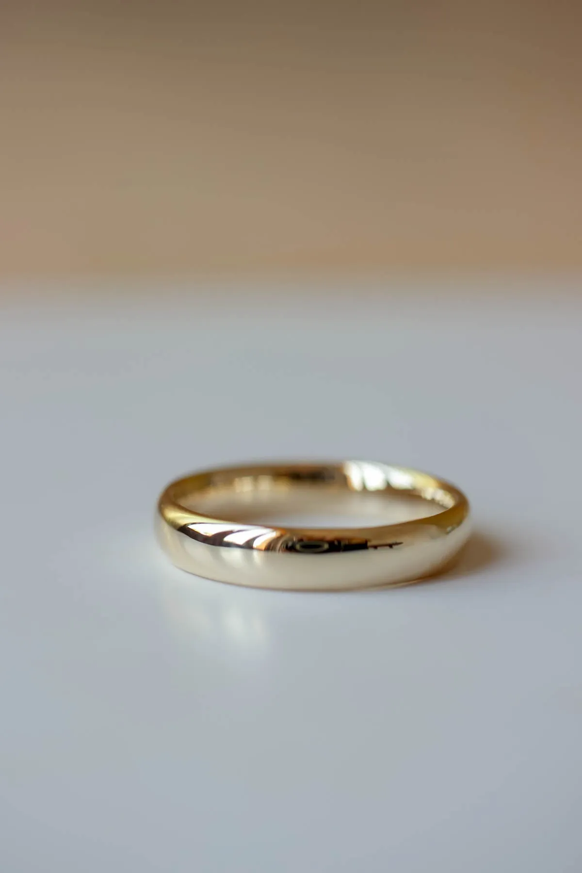 READY TO SHIP: Classic wedding band in 14K or 18K yellow/rose/white gold, AVAILABLE RING SIZES - 8US, 9US, 10US, 11US