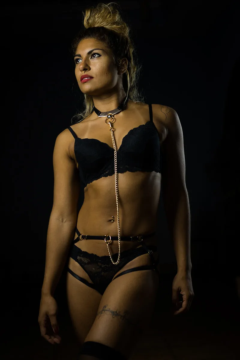 Rolling Choker Harness - Black/Gold