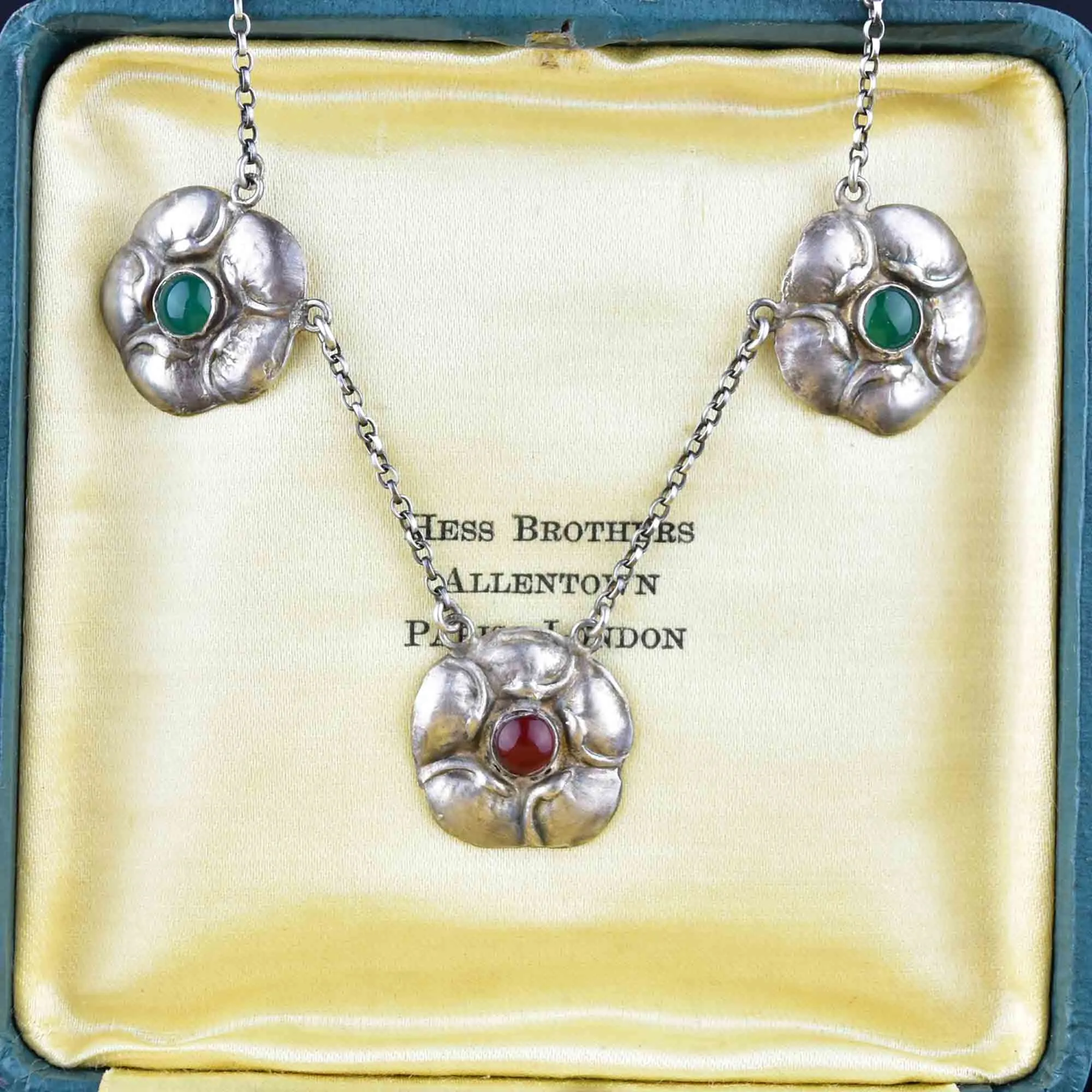 Silver Arts and Crafts Carnelian Green Agate Floral Necklace