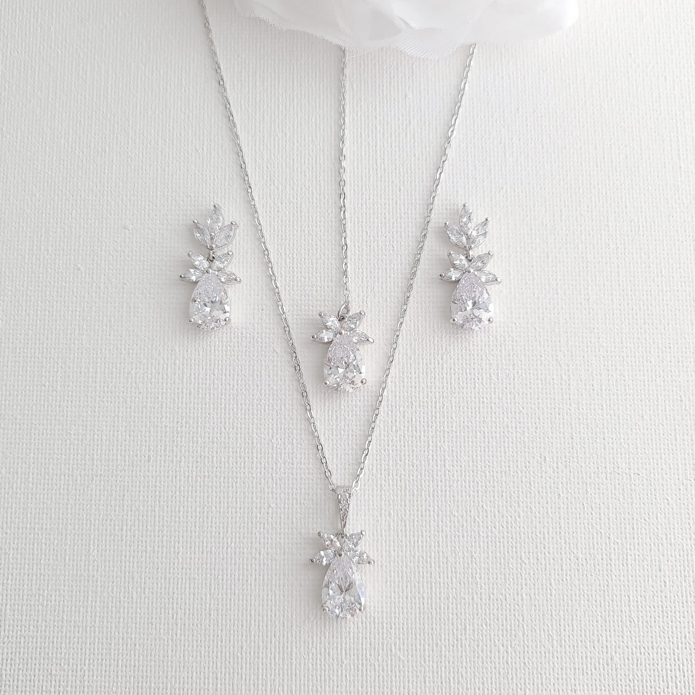 Simple Leaf Bridal Earrings and Necklace Set with Short Backdrop-Stella