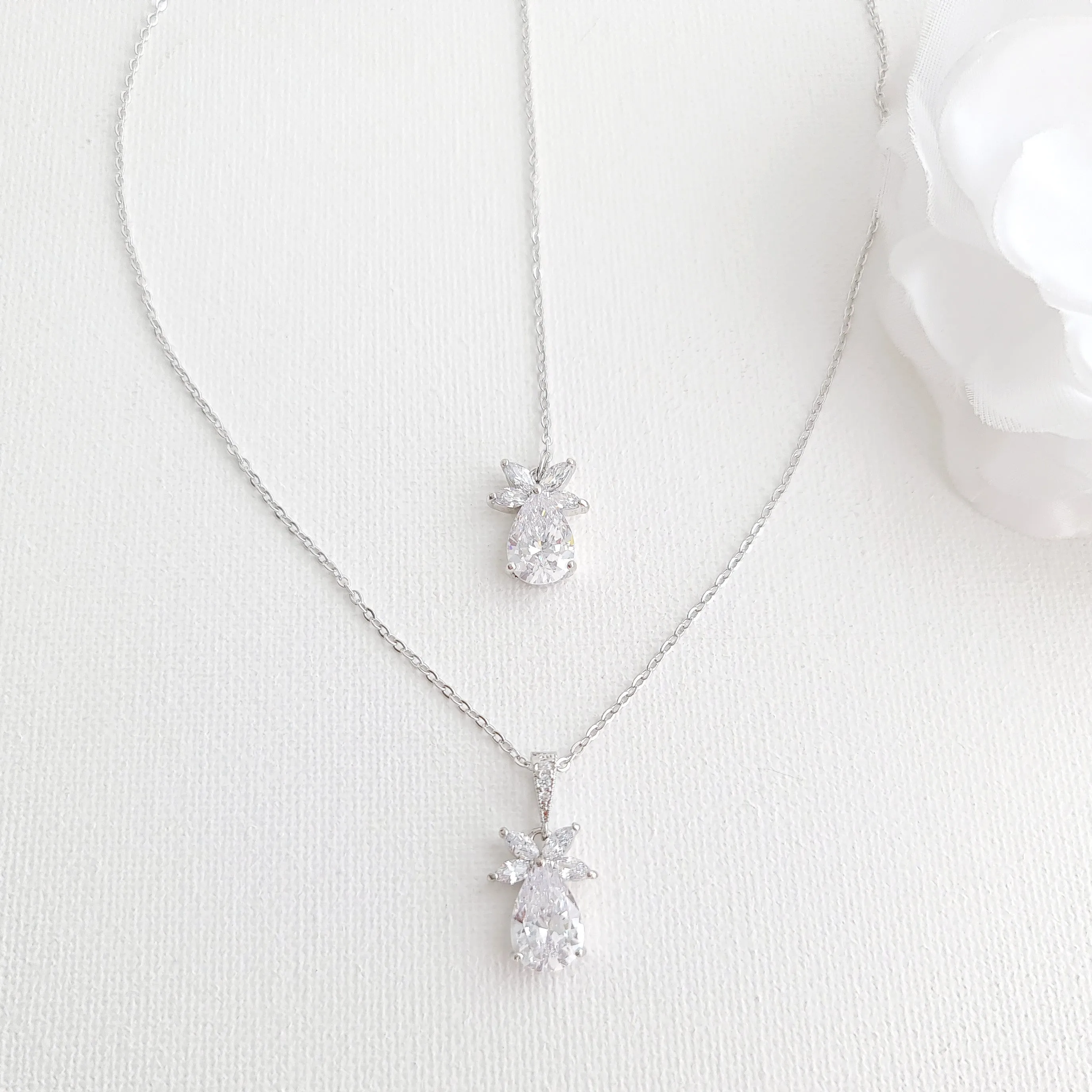 Simple Leaf Bridal Earrings and Necklace Set with Short Backdrop-Stella