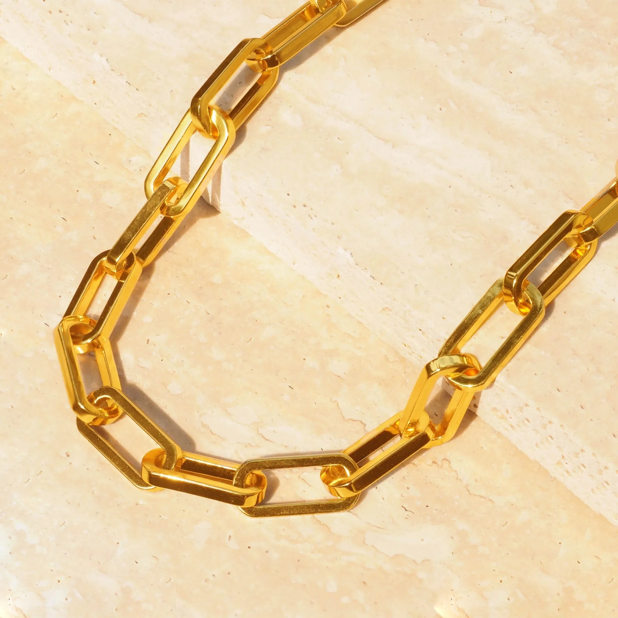 Square Modern Chain Choker