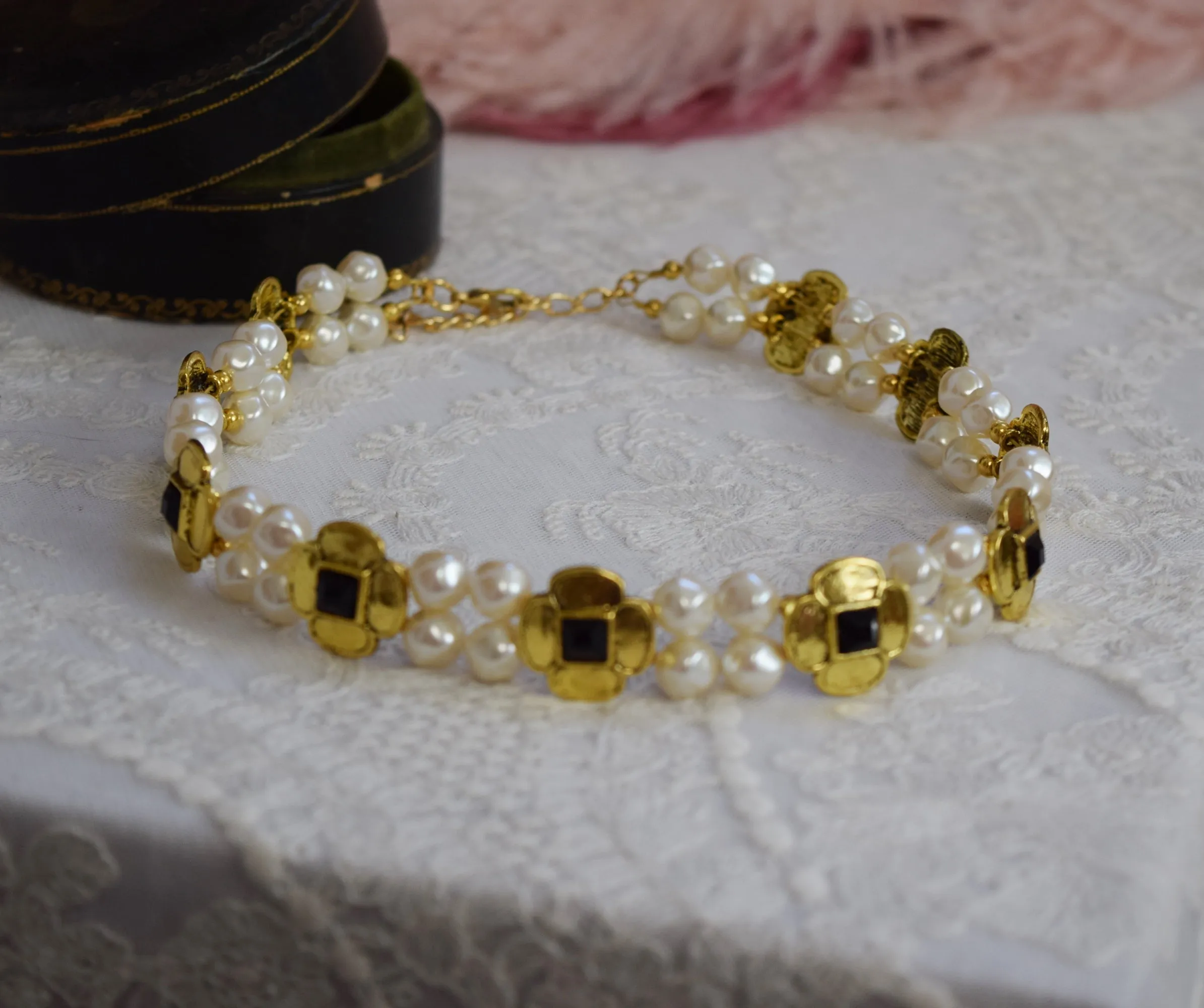 Tudor Black Quatrefoil and Pearl Choker Necklace