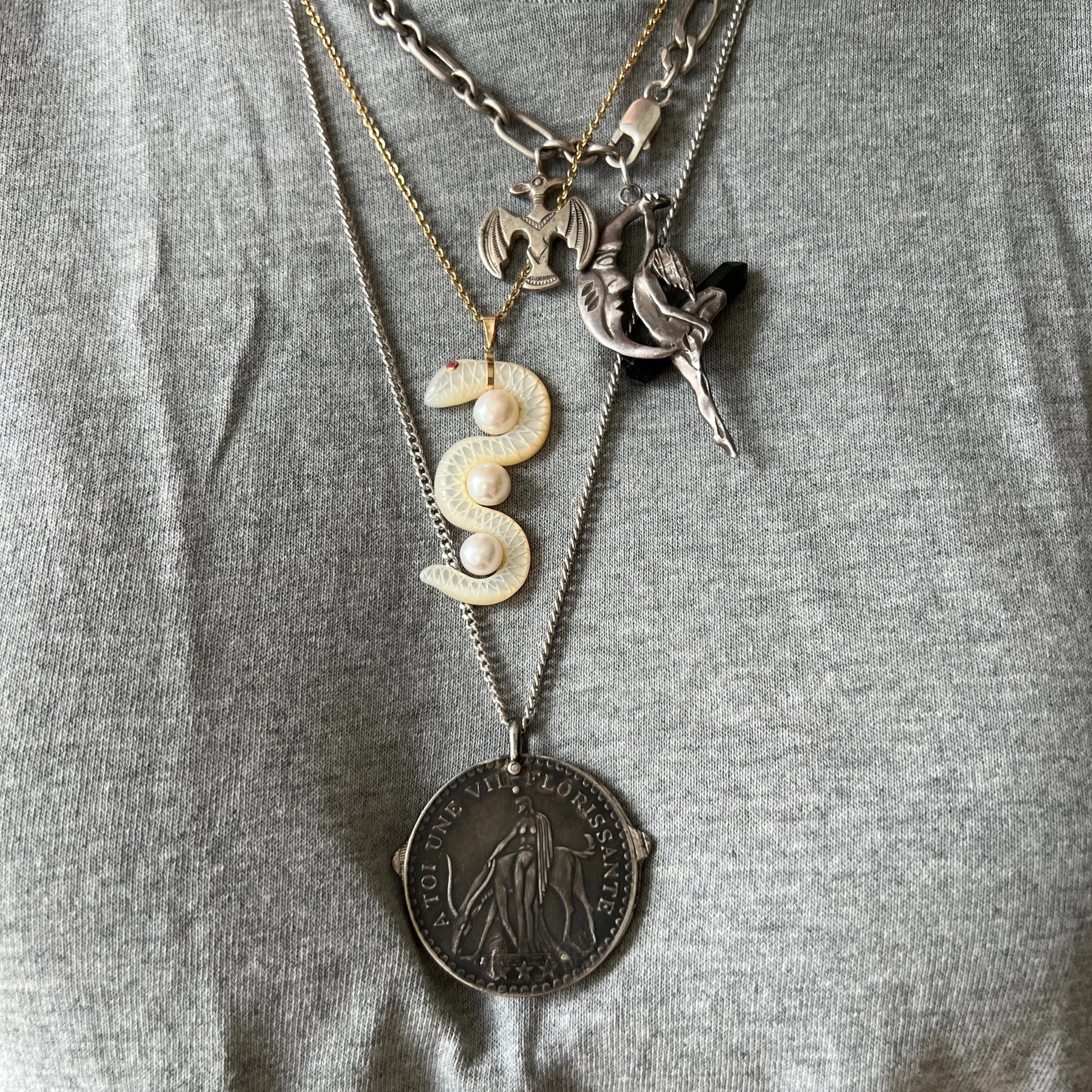 V I N T A G E // echolocator / sterling silver trombone chain with southwestern bat charm / 7.75 bracelet