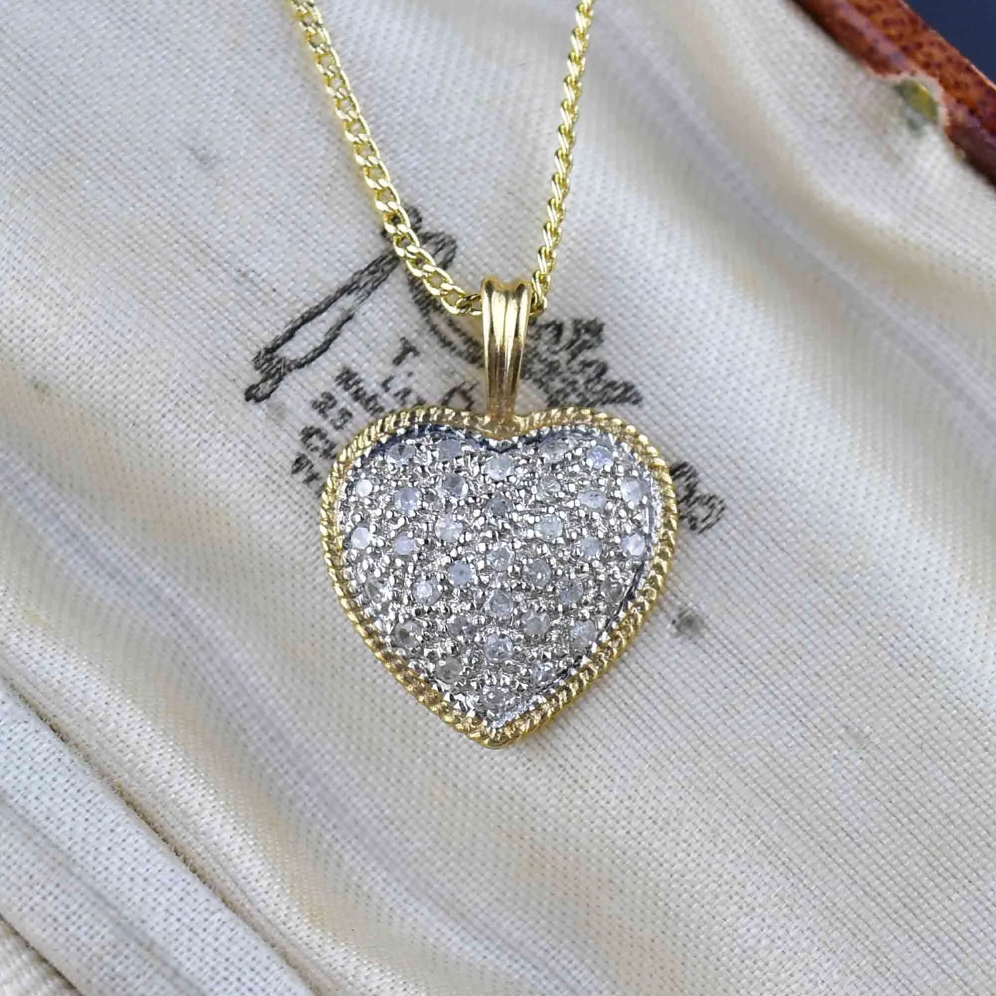 Vintage 10K Gold Diamond Heart Pendant Necklace